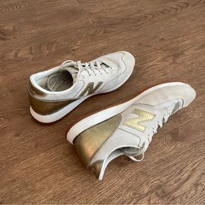. New Balance Sneakers. Gold/ Tan/ White. Size 7